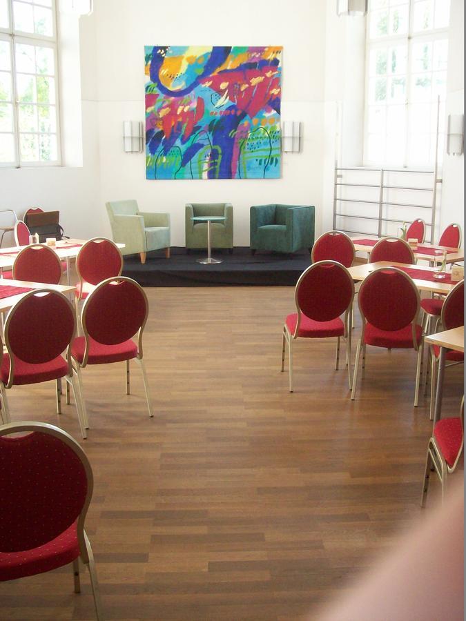 Kapuzinerhof Seminar- Und Kongresshotel ラウフェン エクステリア 写真
